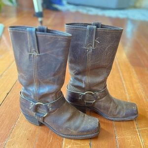 Harness 12R women’s Frye boots size 8